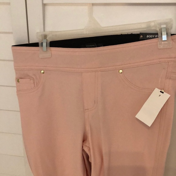 Pant Rose Size Medium New - Picture 2 of 5